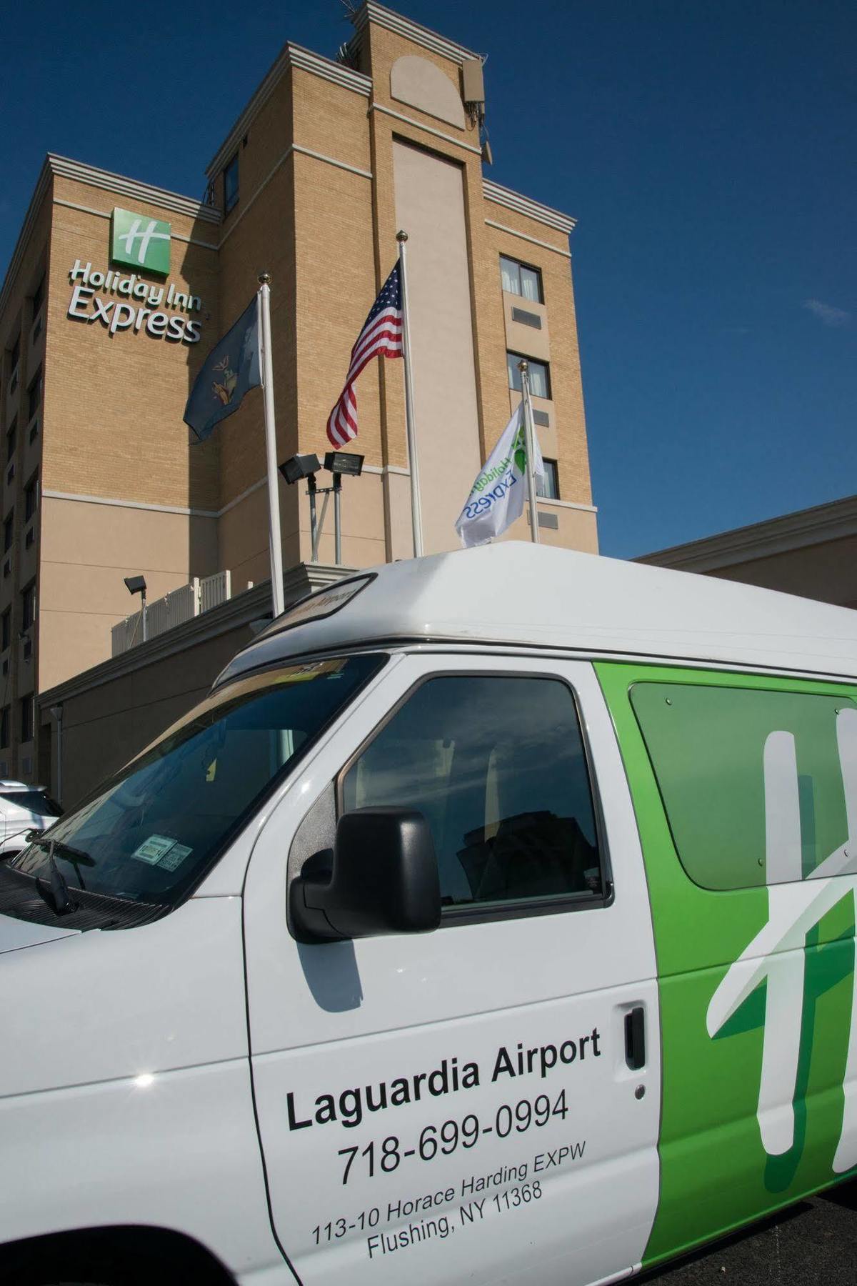 ניו יורק Holiday Inn Express Laguardia Airport, An Ihg Hotel מראה חיצוני תמונה